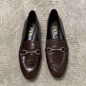 Zara Dark Brown Embossed Loafers